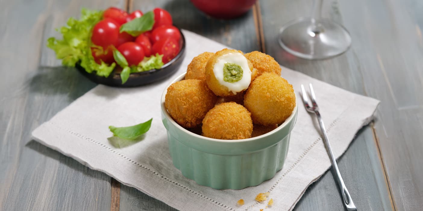 Mozzarellina al Cuore di Pesto di Basilico Italiano