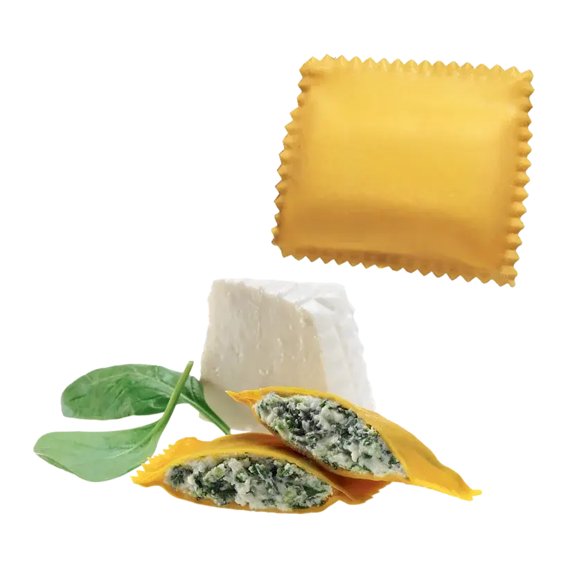 Ravioloni con crema di ricotta di bufala e foglioline di spinaci
